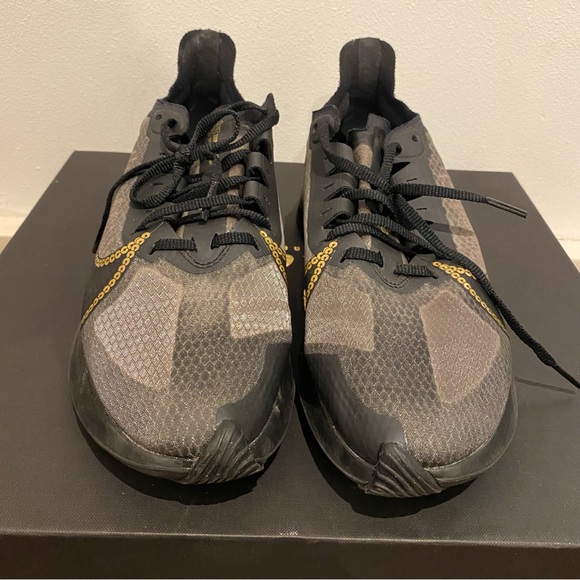 Carrano Shoes - Nike Air Zoom Black & Gray Women’s Running Shoes Sneakers